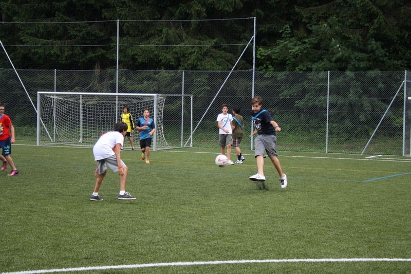 Village Camps International Summer Camp Leysin, Switzerland 2026-08-15 https://www.villagecamps.com/journals_admin/images/698-31-football (11).jpg